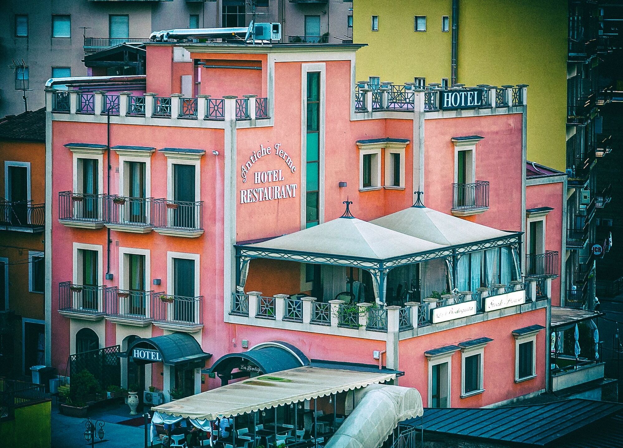 Antiche Terme Hotel 3*